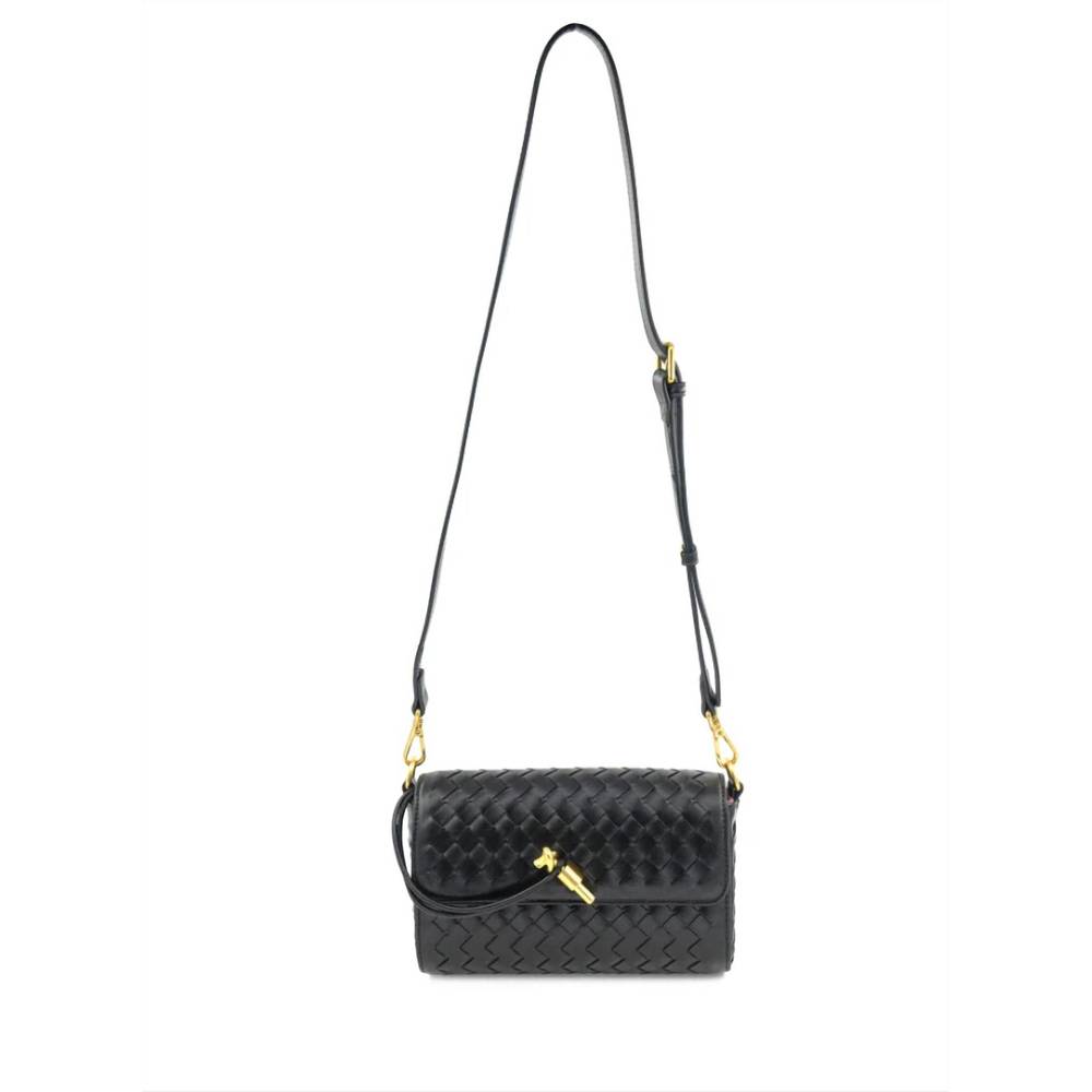 NEW BC HANDBAGS portia woven clutch in black